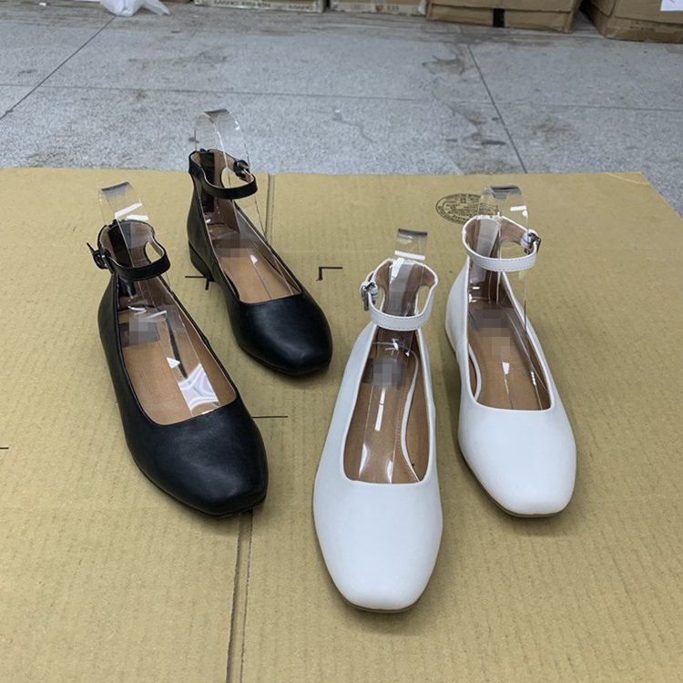 外贸原单新款纯色方头浅口黑色白色一字带平底气质文艺淑女女单鞋