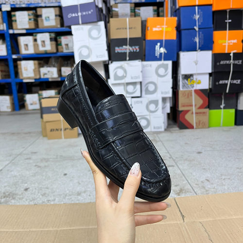 圆头纯色粗跟一脚蹬单鞋乐福鞋