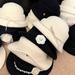 千金风山茶花珍珠系列礼帽女秋冬季显脸小贝雷帽法式高级感盆帽子