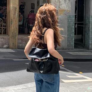 韩国潮牌全秀林同款小众大容量斜挎托特包锁扣慵懒百搭通勤手提包