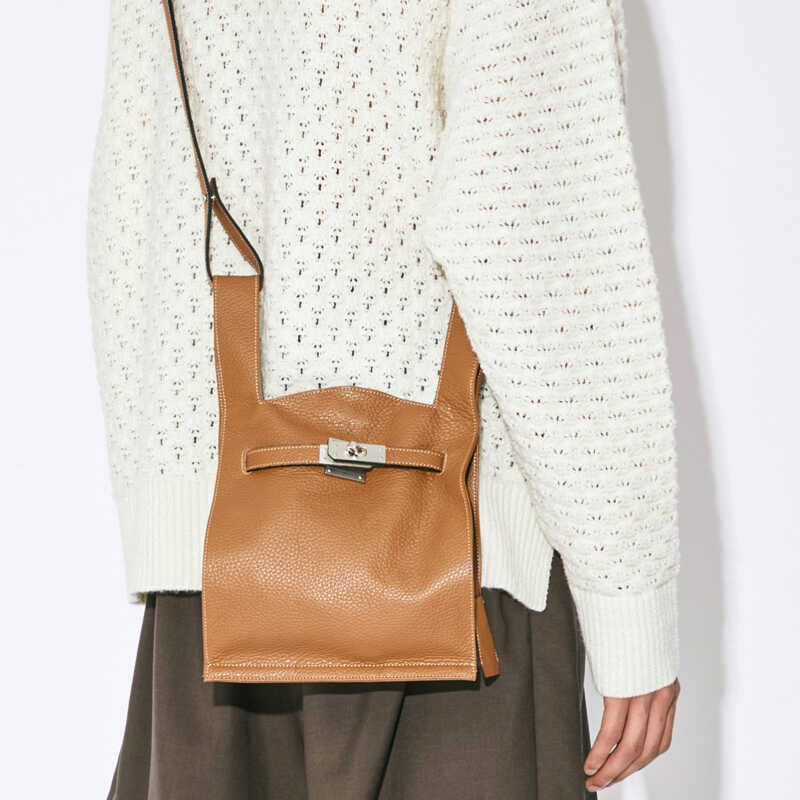 凯莉包锁扣小日韩设计师同款