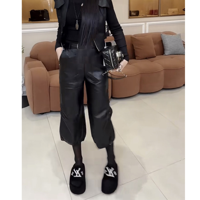 2025年秋冬新款铆钉休闲pu皮裤女时尚宽松百搭显瘦欧货直筒七分裤,女装/女士精品,休闲裤,淘宝优惠券,粉丝福利购,淘宝优惠卷