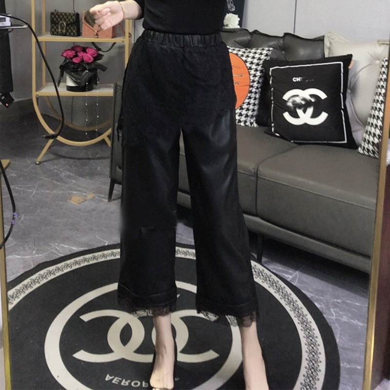 2025年秋冬新款时尚蕾丝屁帘假两件pu皮休闲裤女宽松显瘦阔腿裤子
