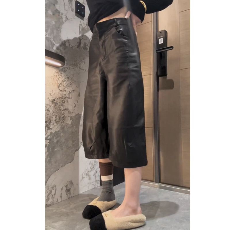 2025年秋冬新款时尚简约pu皮阔腿裤女宽松显瘦洋气七分休闲直筒裤,女装/女士精品,休闲裤,淘宝优惠券,粉丝福利购,淘宝优惠卷