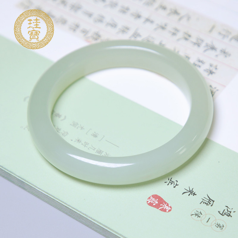 珪宝和田玉白冰晴宽条手镯女款