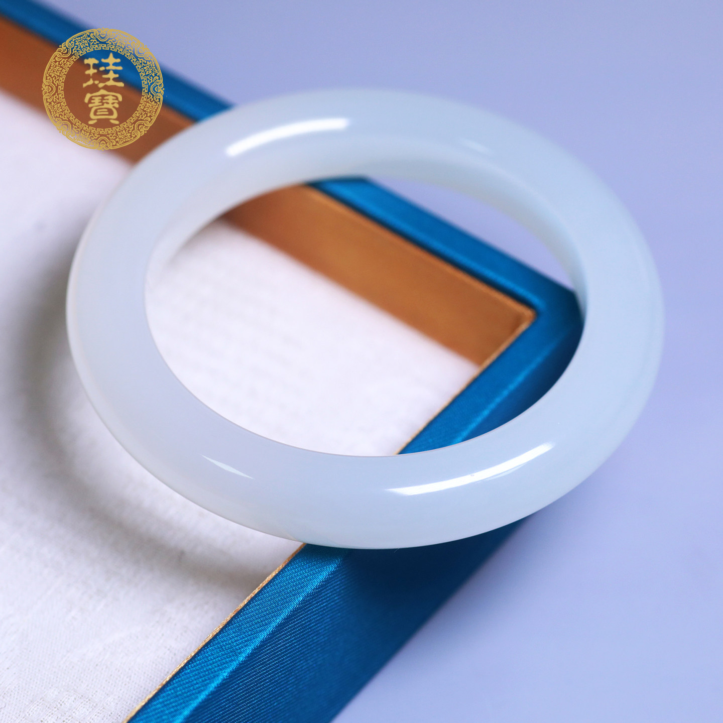 珪宝和田玉宽条手镯女士58.8mm