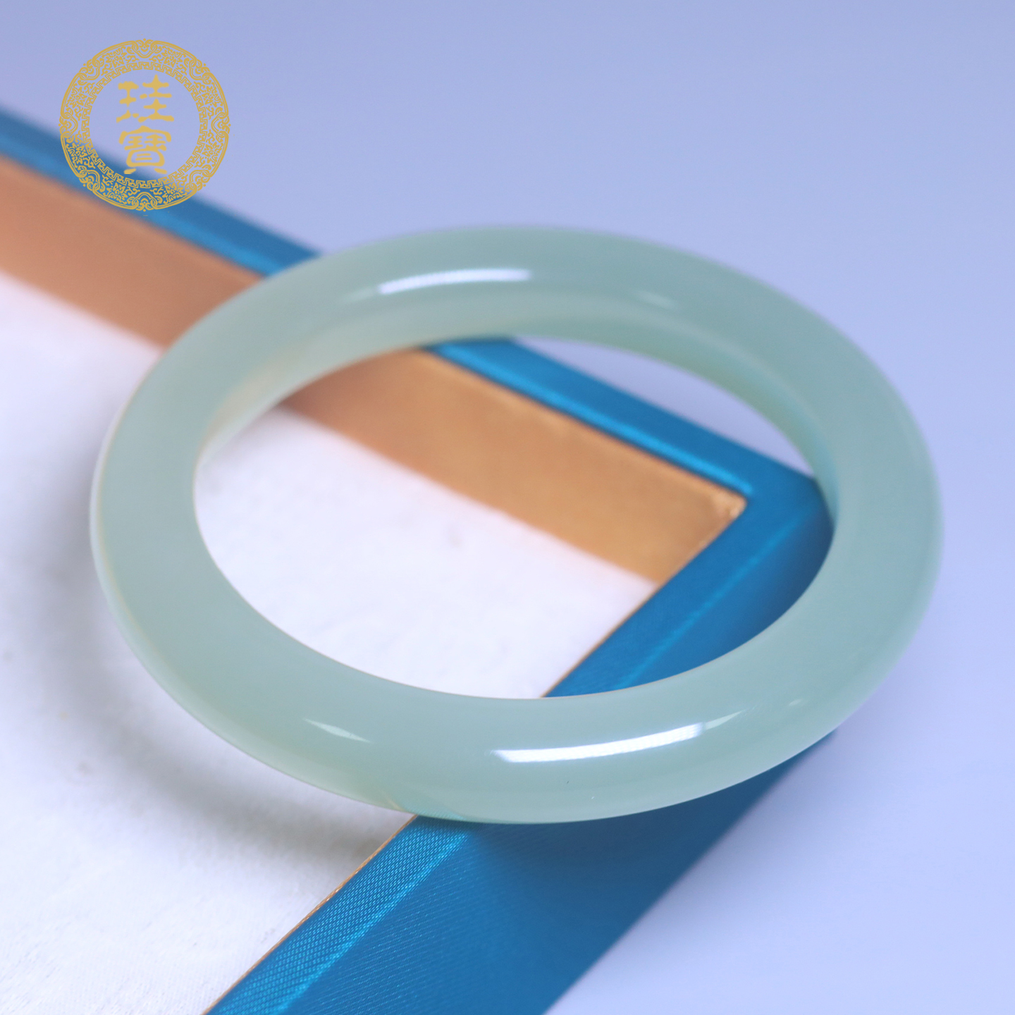 珪宝和田玉晴水绿手镯宽条58.6mm