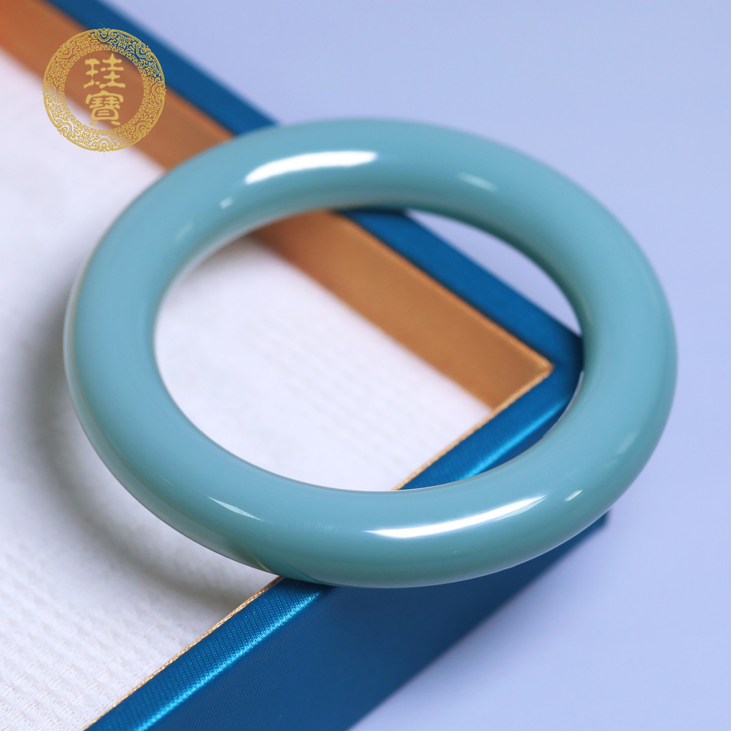 珪宝53mm和田玉碧玉粉青胖圆条手镯女款美人条玉镯子带证书送女友