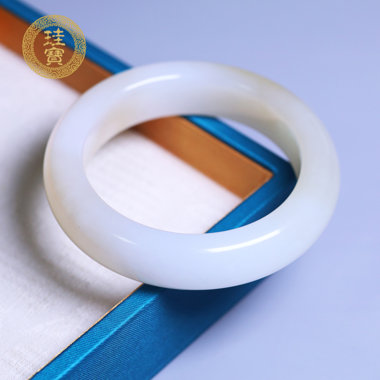 珪宝和田玉糖白玉宽条手镯57.4mm