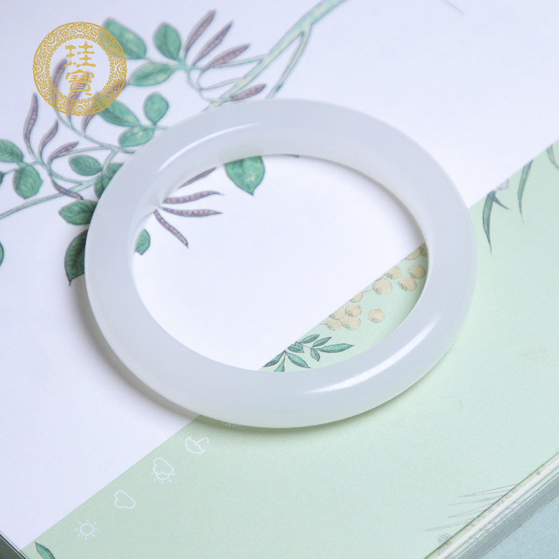 珪宝和田玉羊脂玉宽条手镯圈口64mm女士天然玉石镯子带证书1526