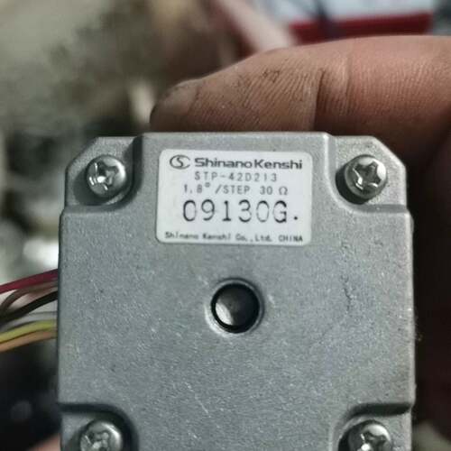 可维修STP-42D213步进电机，42步进电机STP-42D议价