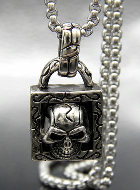 欧美朋克风吊坠钛钢骷髅头男士项链嘻哈个性霸气不锈钢挂坠配饰
