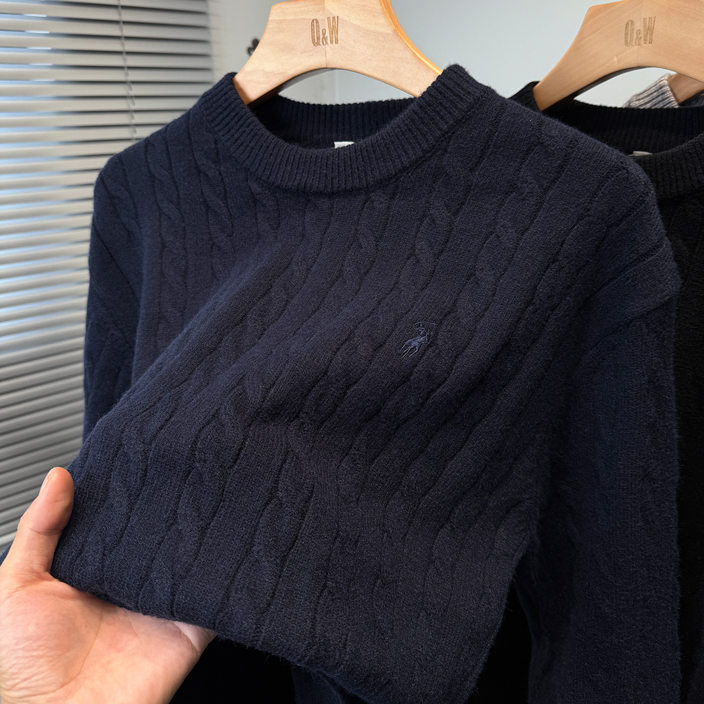 复古经典麻花毛衣男圆领