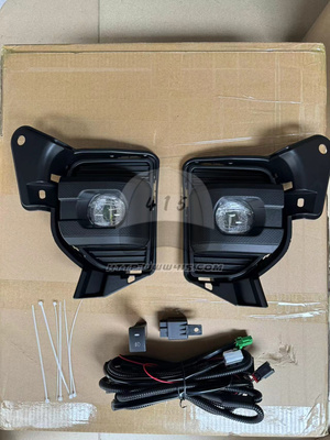 适用HIACE200系丰田海狮2014-19款4型升级7型LED前雾灯射灯行车灯