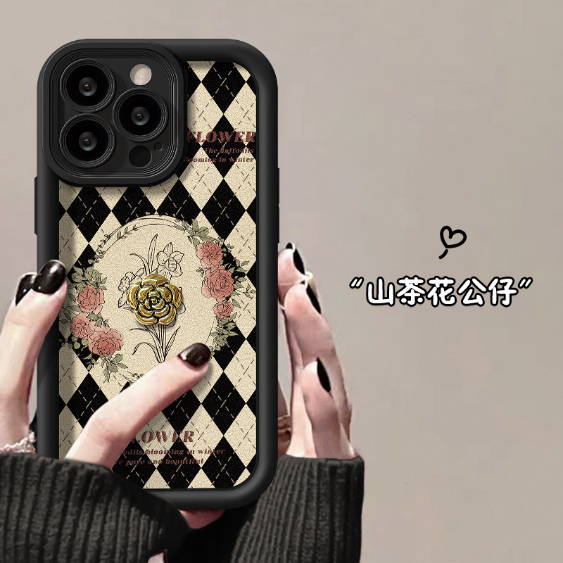 适用苹果16promax手机壳新款iphone15pro小羊皮菱格立体山茶花14PROMAX防摔13全包镜头12高级感女复古保护套