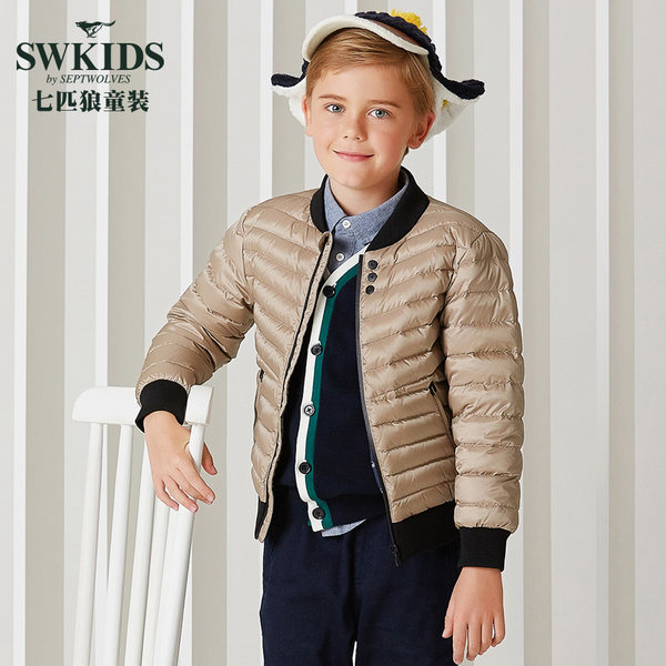 七匹狼 17年冬季款 轻薄款儿童羽绒服 ￥159包邮（￥299-140）110~150码4色可选