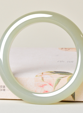 凤飞凰和田玉晴水手镯妈妈款