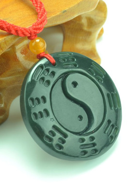 天然玉佩项链八卦吊坠送证书