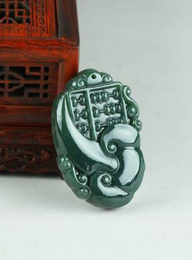 如意算盘天然项链和田青玉送证书