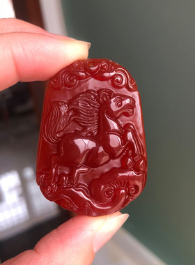马到成功挂件天然玛瑙吊坠生肖钥匙扣本命年男女玉佩项链马踏如意
