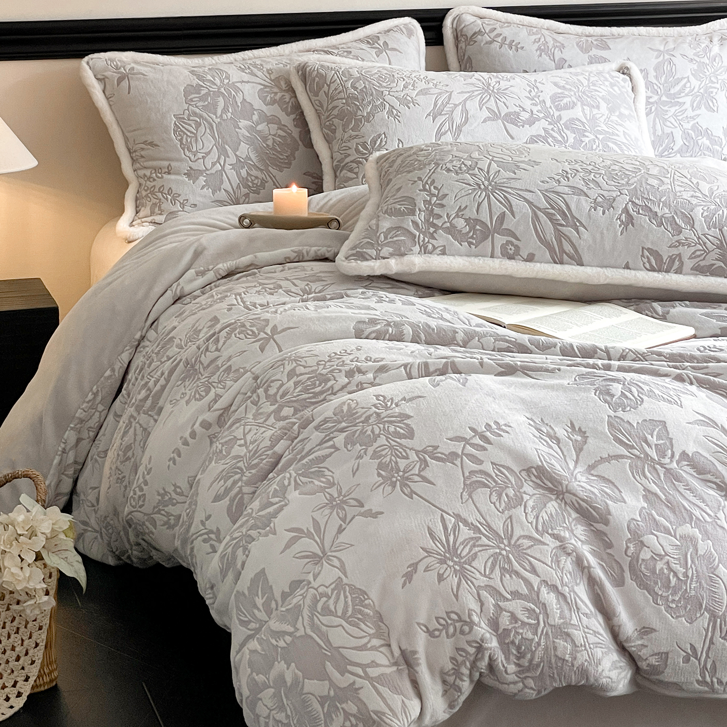 冬季雕花牛奶绒四件套加厚加绒