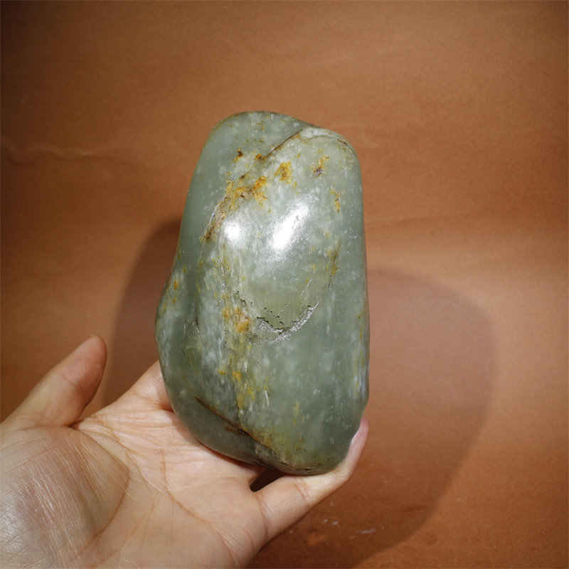 482克青玉籽料原石雕刻料新疆和田玉无修原籽雪花玉天然独籽摆件