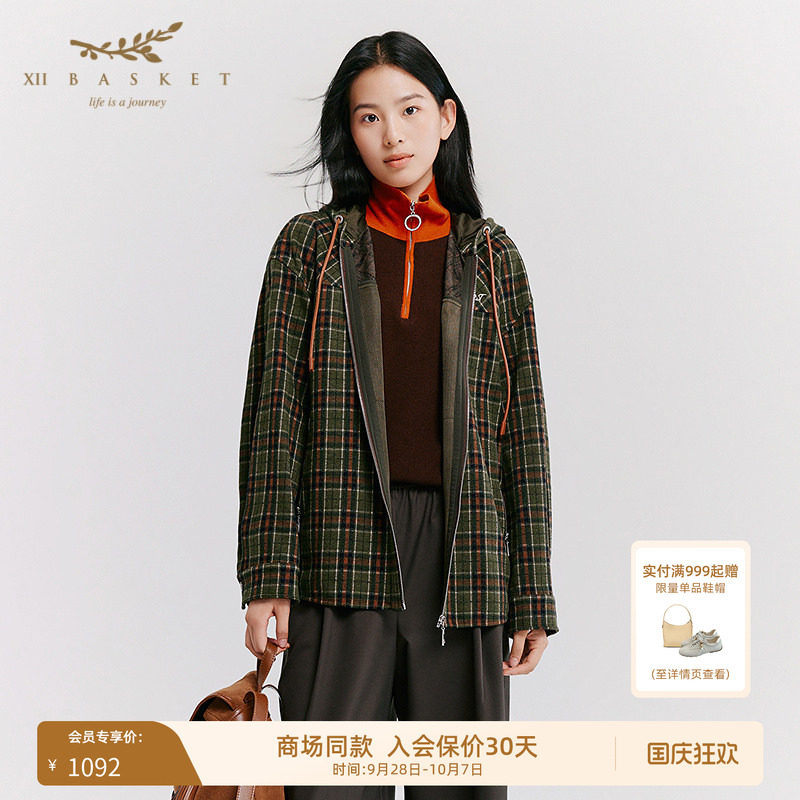 十二篮格纹抽绳连帽拉链外套