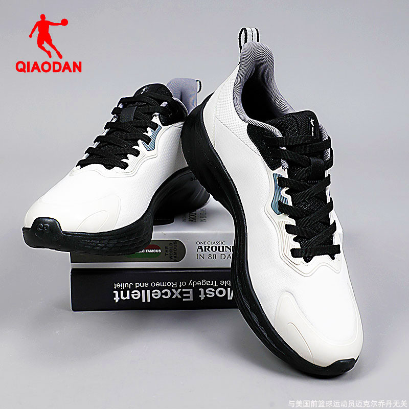 乔丹男鞋跑步鞋防泼水网面运动鞋