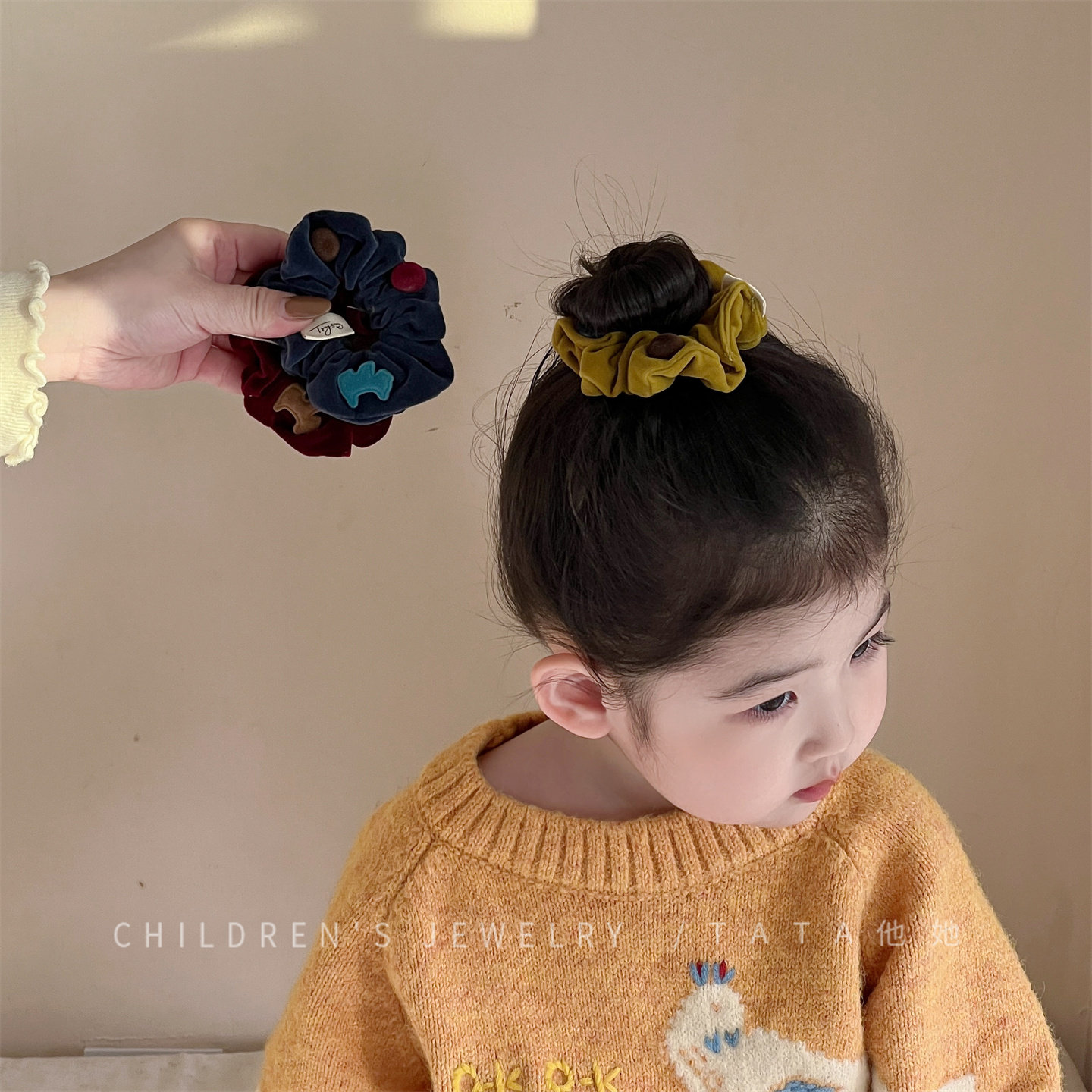 高级感丝绒黄色大肠圈小女孩秋冬卡通可爱丸子头酒红发圈发绳发饰,童装/婴儿装/亲子装,发饰,淘宝优惠券,粉丝福利购,淘宝优惠卷