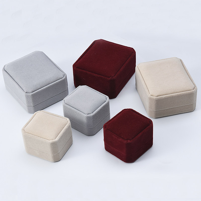 戒指盒项链手链首饰可收纳小礼物包装盒高档绒布精美便携礼品盒子