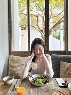 oker正品～大圆领天丝羊毛长袖A810