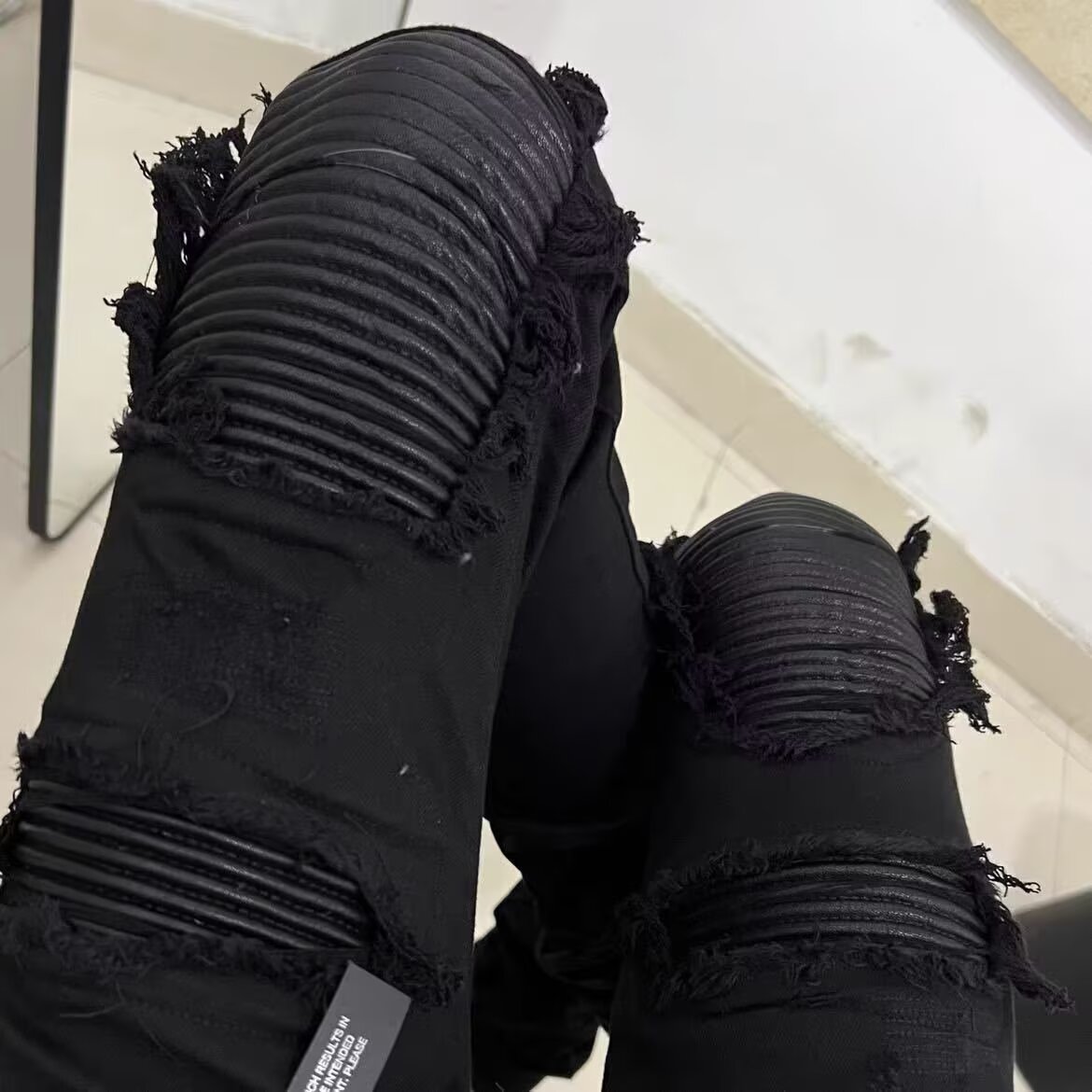 痞帅高街潮牌黑色牛仔裤男士刮烂破洞补丁乞丐裤弹力修身小脚裤子