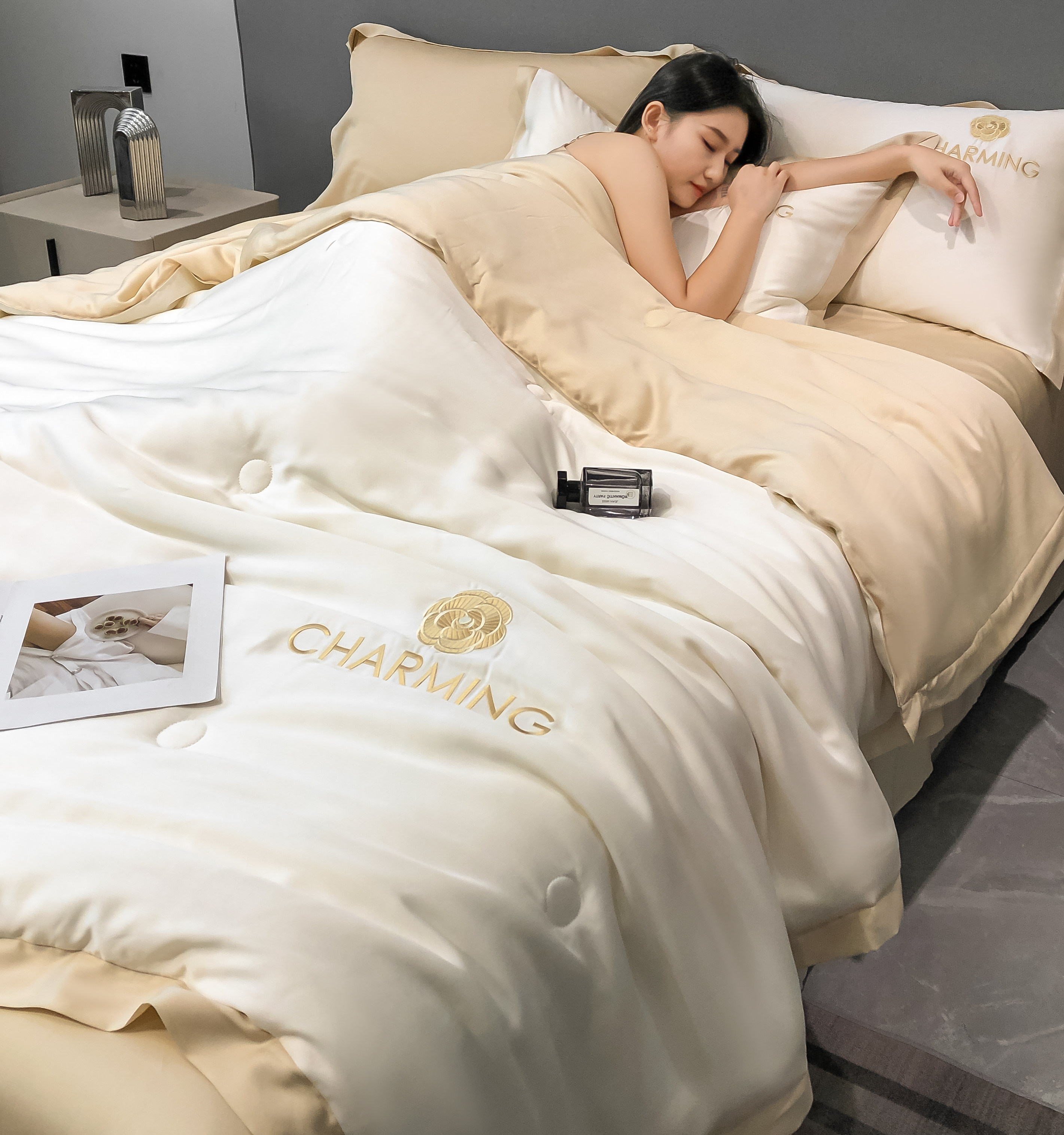 水洗真丝夏被冰丝刺绣夏凉被四件套夏季被芯单双人可机洗空调被子