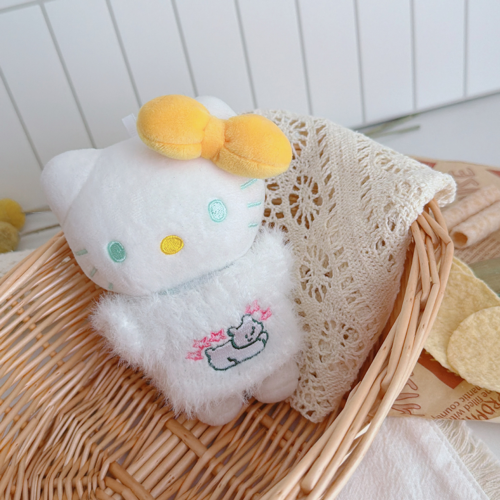 仅售衣服】现货KT娃衣衣服白色毛绒绒毛衣新年10CM玩偶换装替换