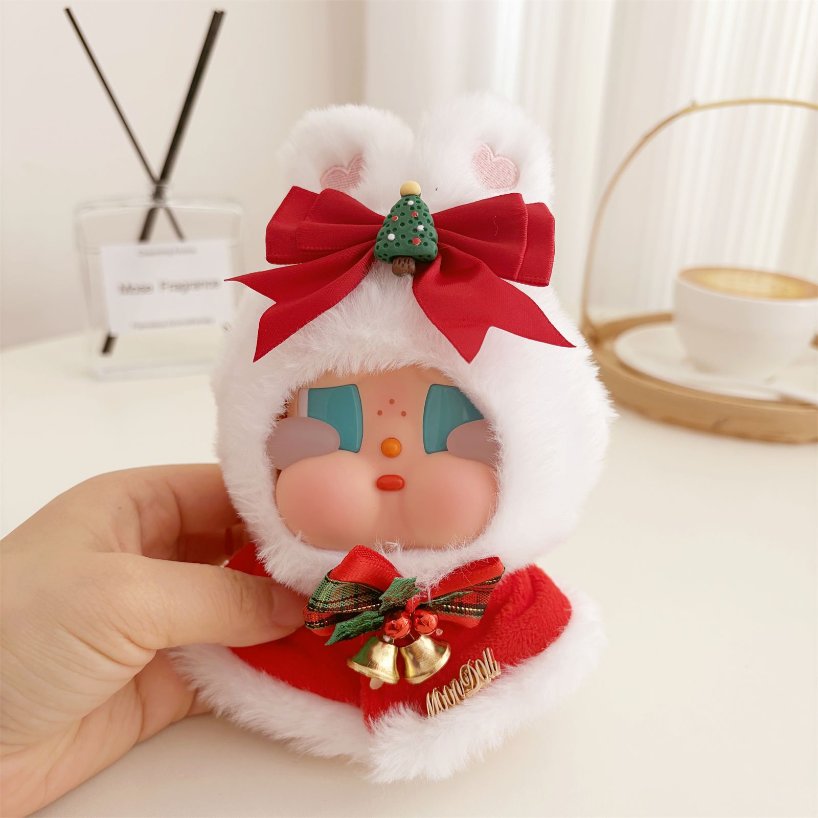 crybaby娃衣眼泪工厂哭娃毛衣搪胶可爱衣服盲盒公仔着替背带裤裙