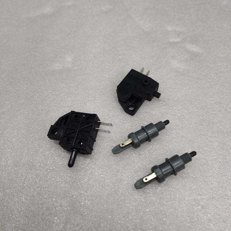 适用金城200 草蜢 圣甲虫 提拉米苏 刹车开关 碟刹开关 后刹开关