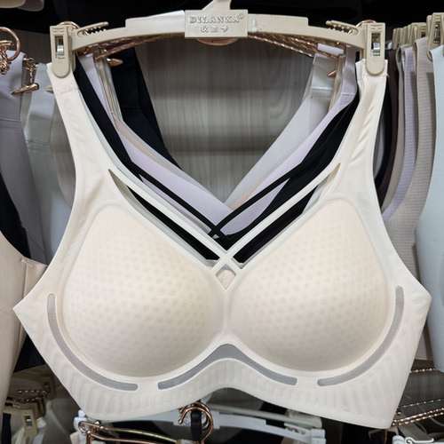 7280冰肌凉感无痕美胸内衣女大胸显小无钢圈超薄蜂巢洞洞杯文胸