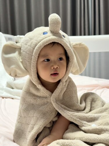 现货大象猪猪兔子婴儿浴巾带帽宝宝洗澡吸水速干不掉毛儿童加厚