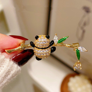 配饰胸花节节高升防止光别针批发 中国风可爱熊猫胸针女高级感西装