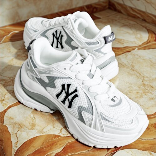 MLB New York Yankees Curve Runner 复古跑步鞋3ARNSPL4N-50WHS