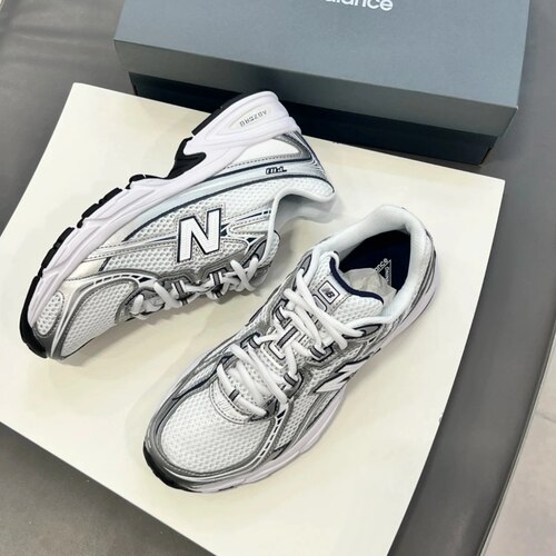 New Balance NB 740 舒适耐磨 低帮 儿童休闲鞋 白银黑 GR740WN