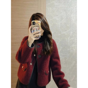 圣诞穿搭过新年摇粒绒加厚上衣高级感酒红色羊羔毛外套女2025冬季