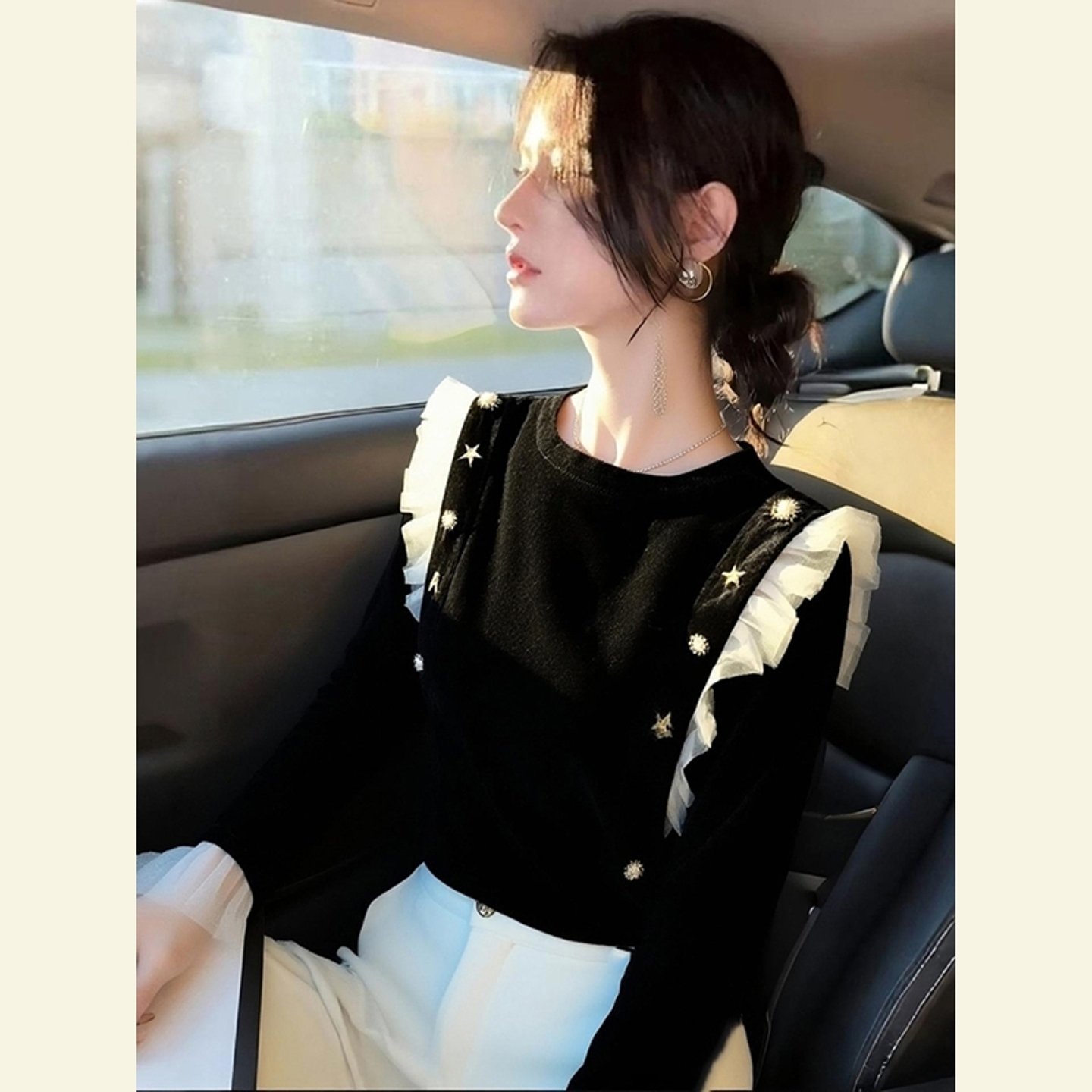 轻奢高级感炸街减龄黑色丝绒上衣