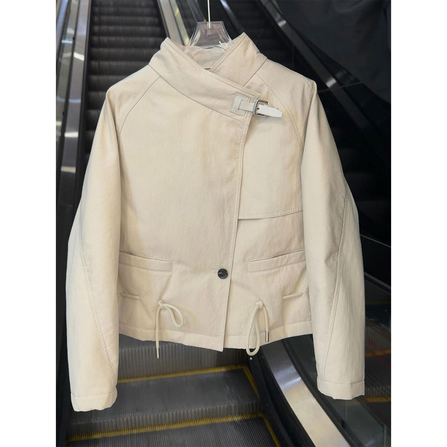 高级感杏色轻薄羽绒服女