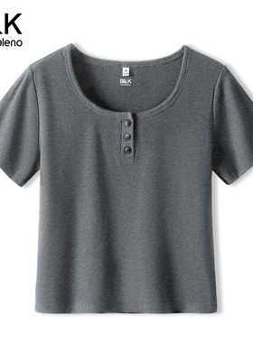 班尼路S&K系列深灰短袖正肩t恤女2026夏修身辣妹U领开扣短款上衣N