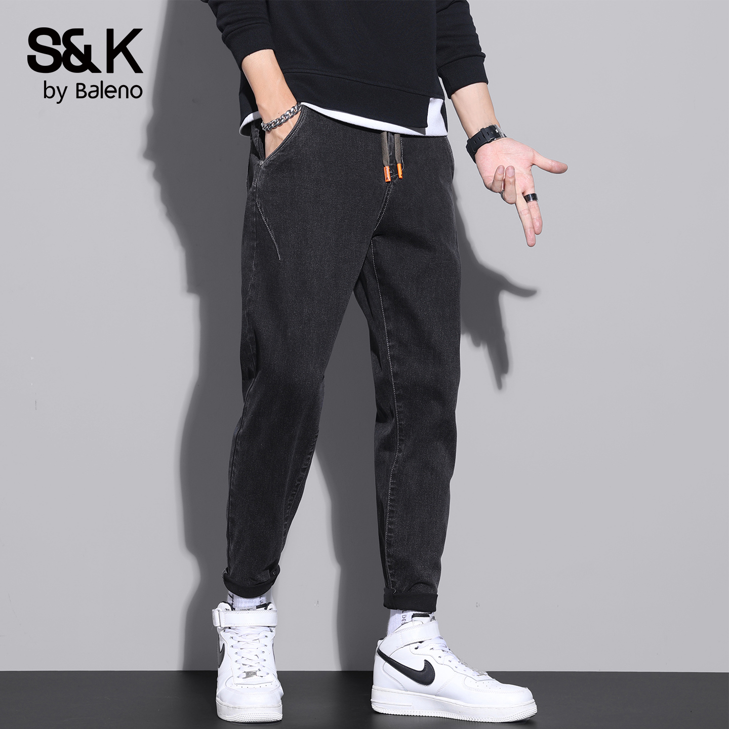 班尼路秋季新款修身直筒牛仔裤男