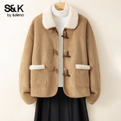 班尼路S&K系列卡其色翻领麂皮外套女2026秋冬新款 羊羔绒保暖上衣H