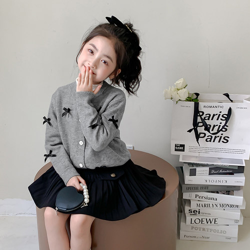 女童开衫毛衣春装2026新款儿童上衣超好看小女孩早春穿搭针织外套 - 封面