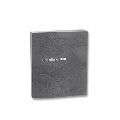 【现货】 a Handful of Dust (Second Edition)，一把尘土 英文原版图书籍进口正版 David Campany 艺术摄影作品集 MACK