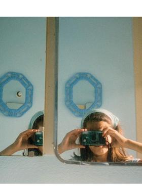 【现货】Anne Collier: Women with Cameras (Self Portrait)安妮·科利尔：带相机的女人（自画像）摄影集画册 英文原版进口正版